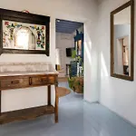 Layla Blu In The Medieval Town بيت للعطل