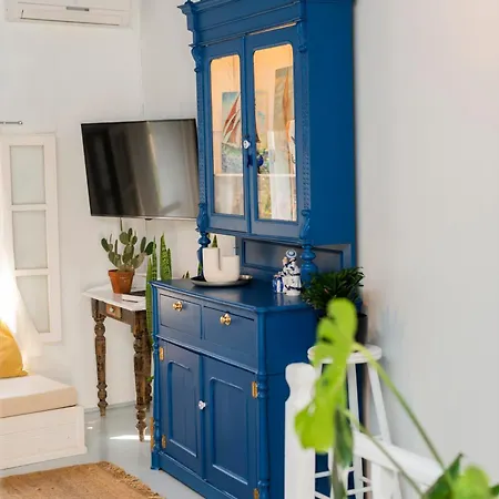 Layla Blu In The Medieval Town * Rhodes City