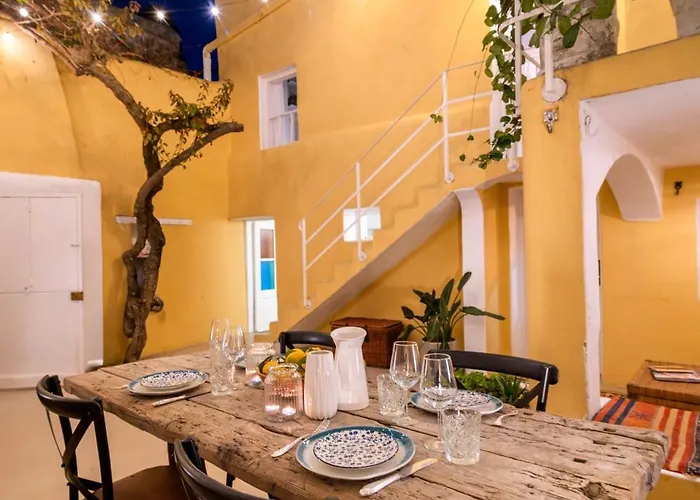 Layla Blu In The Medieval Town Holiday home *