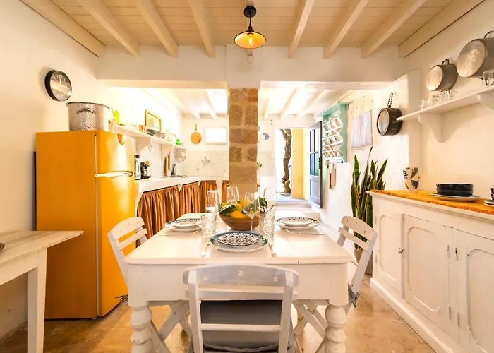 Layla Blu In The Medieval Town עיר רודוס