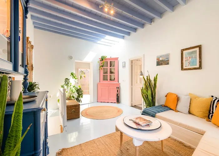 Layla Blu In The Medieval Town *